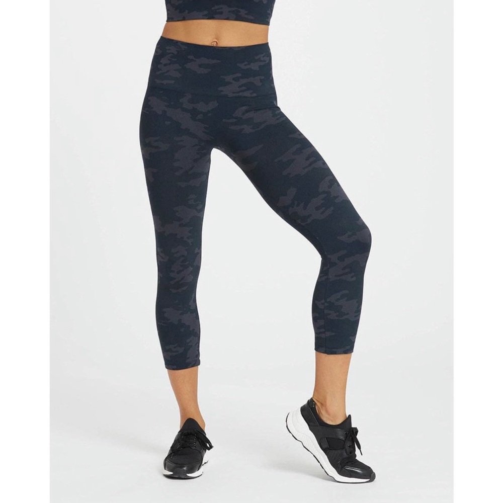 Spanx Look At Me Now Camo Seamless Cropped Leggings M Ankle Length High Rise